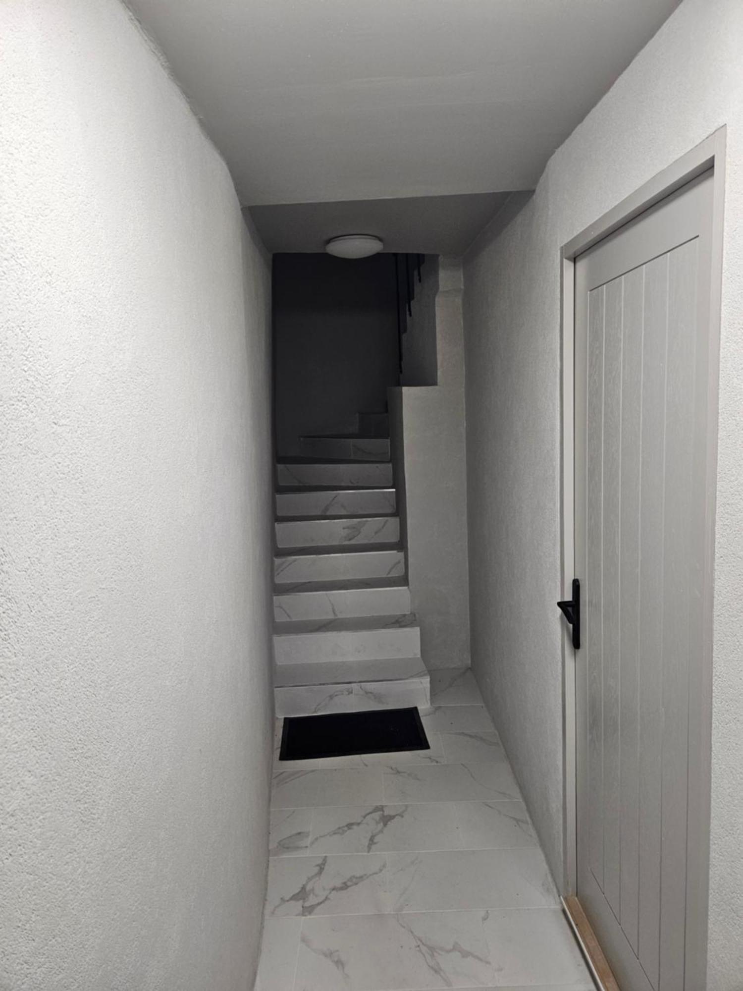 T2 Chaleureux, Calme Et Entierement Renove. Apartment Beziers Exterior photo